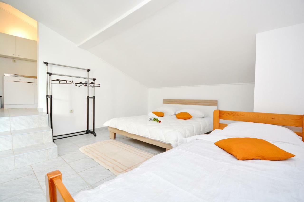 Apartmani Maca Sikovo Ngoại thất bức ảnh