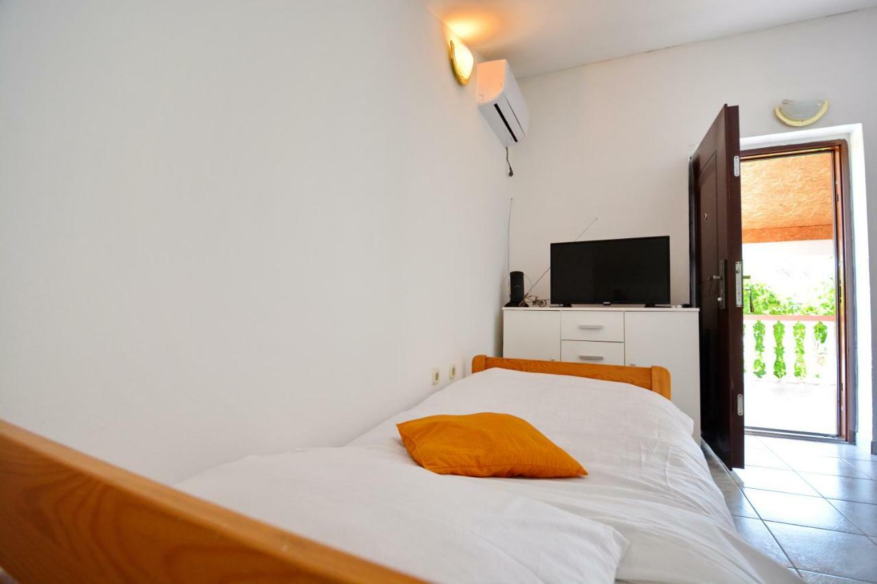 Apartmani Maca Sikovo Ngoại thất bức ảnh