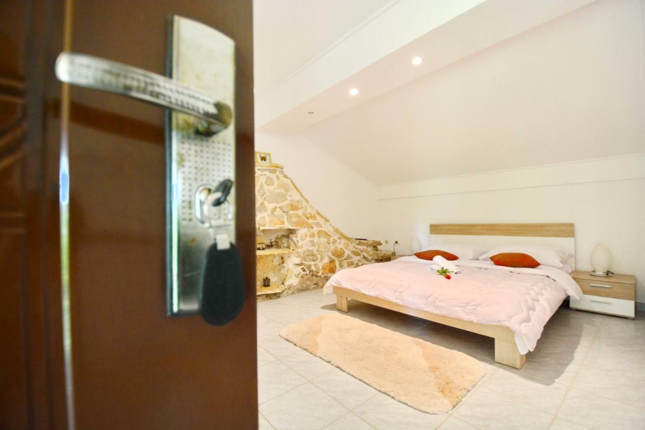 Apartmani Maca Sikovo Ngoại thất bức ảnh