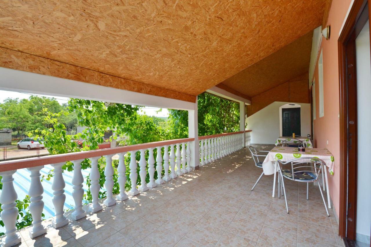 Apartmani Maca Sikovo Ngoại thất bức ảnh