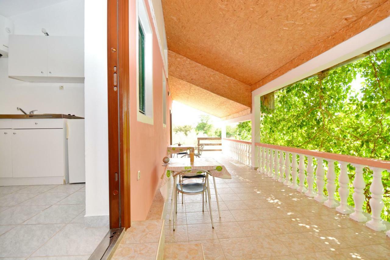 Apartmani Maca Sikovo Ngoại thất bức ảnh